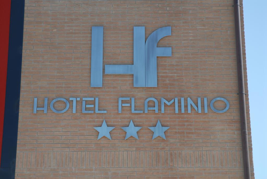 Hotel Flaminio Tavernelle Serrungarina Екстериор снимка